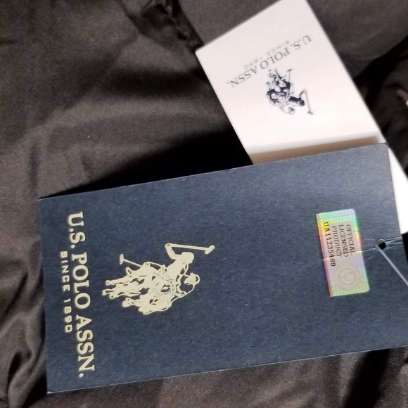 U.S. Polo Assn. Men's Signature Bubble Vest - Picture 3 of 8